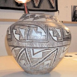 Acoma Puebloe Pot